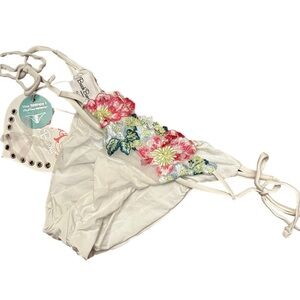 Beach Bunny Skimpy Side‎ Tie Bikini Bottom nwt